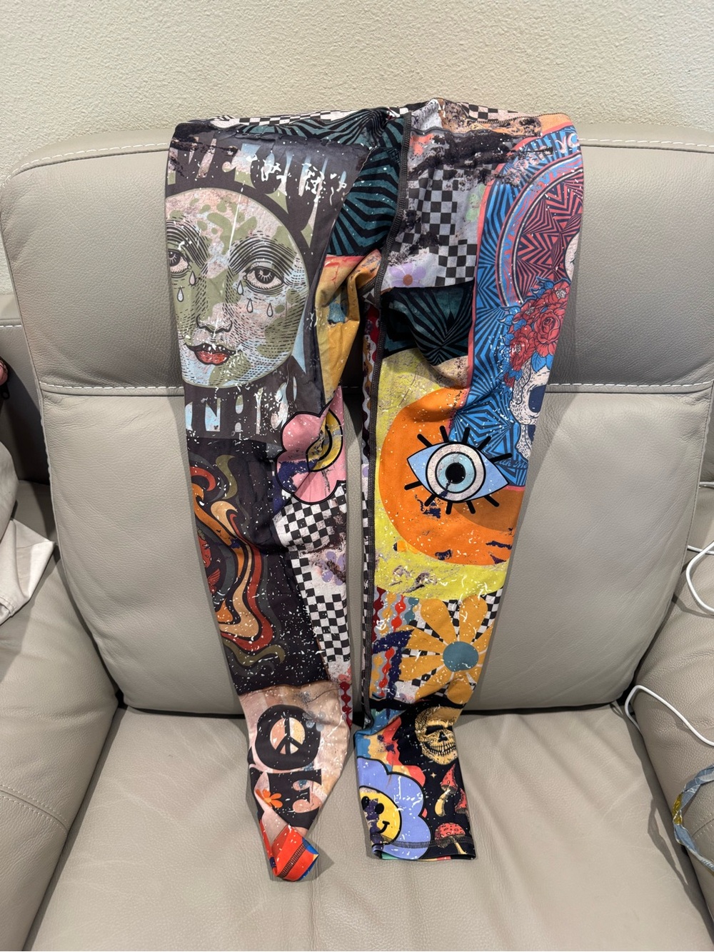 Niyama Sol Multicolor Graphic Leggings with Skull & Moon Motifs